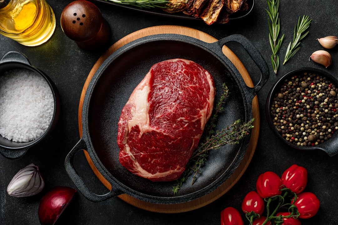 searing meat in pan